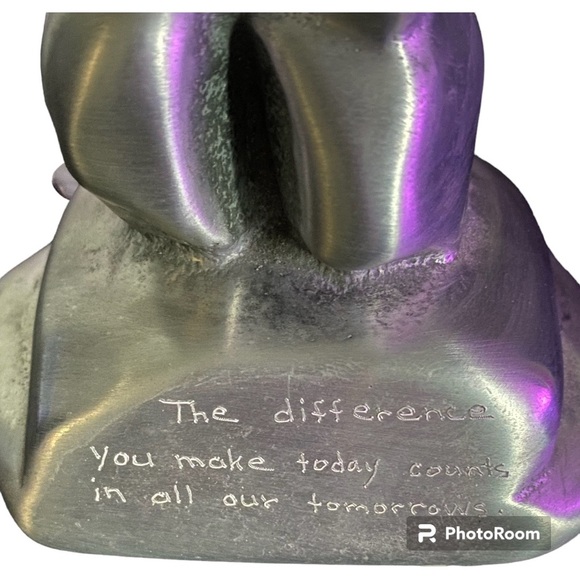 Inukshuk Paperweight - Picture 2 of 3